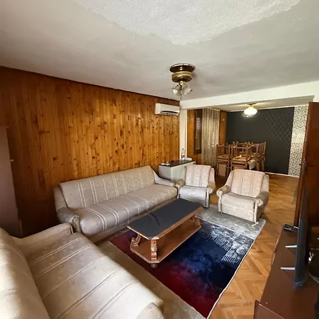House Apartment *