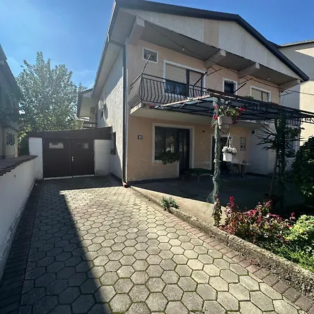 Apartment House