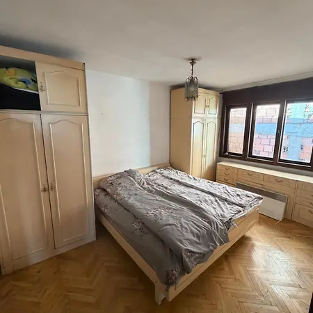 Apartment House