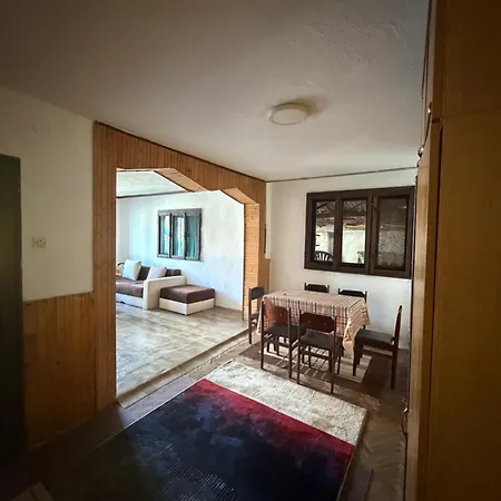 Apartment House